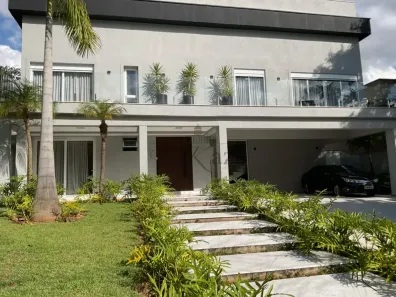 Sobrado com 4 Quartos para alugar, 795m² no Tamboré, Santana de Parnaíba