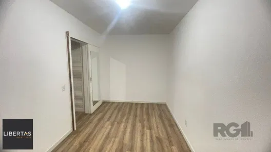 Apartamento com 1 Quarto à venda, 42m² no Jardim do Salso, Porto Alegre