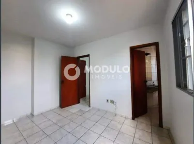 Apartamento com 1 Quarto para alugar, 40m² no Saraiva, Uberlândia