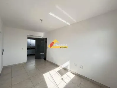 Apartamento com 3 Quartos para alugar, 90m² no Planalto, Divinópolis
