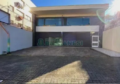 Sala Comercial para alugar, 107m² no Centro, Caxias do Sul