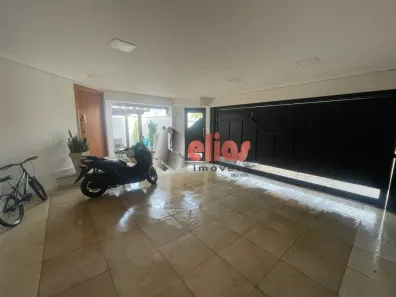 Casa com 3 Quartos à venda, 242m² no Jardim Aeroporto, Bauru