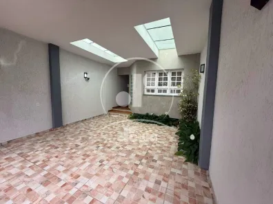 Sobrado com 3 Quartos para alugar, 253m² no Vila Valparaíso, Santo André
