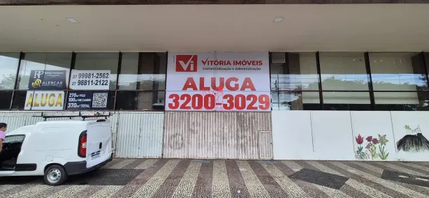 Sala Comercial para alugar, 347m² no Enseada do Suá, Vitória
