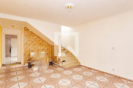 Casa com 3 Quartos à venda, 220m² no Parque Fongaro, São Paulo