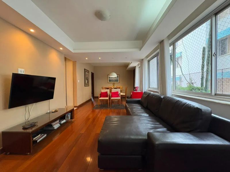 Apartamento com 4 quartos — Santa Lúcia, Belo Horizonte