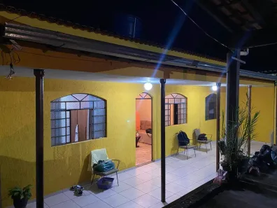 Casa com 3 Quartos para alugar, 120m² no Palmeiras, Belo Horizonte