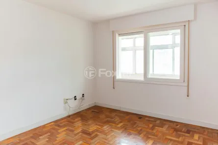 Apartamento com 2 Quartos à venda, 64m² no Vila Ipiranga, Porto Alegre