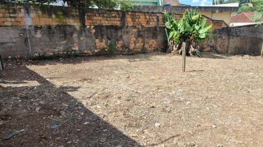 Lote/Terreno à venda, 372m² no Tirol (Barreiro), Belo Horizonte