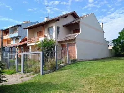 Casa com 3 Quartos à venda, 197m² no Hípica, Porto Alegre