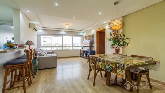 Apartamento com 2 Quartos à venda, 70m² no Jardim Itu, Porto Alegre
