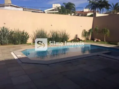 Sobrado com 4 Quartos à venda, 414m² no Morada da Colina, Uberlândia