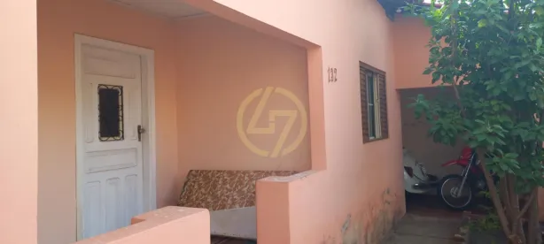 Casa com 3 Quartos à venda, 200m² no Vila Santana, Itapetininga
