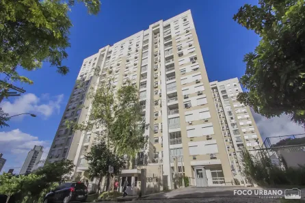 Apartamento com 2 Quartos à venda, 63m² no Passo da Areia, Porto Alegre