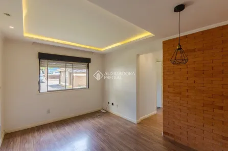 Apartamento com 2 Quartos para alugar, 45m² no Marechal Rondon, Canoas