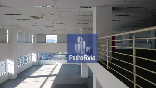 Sala Comercial para alugar, 1800m² no Lapa de Baixo, São Paulo