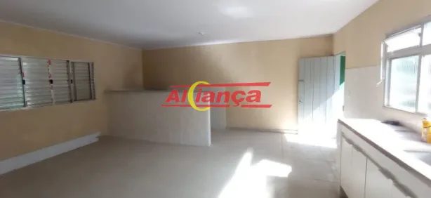 Casa com 2 Quartos para alugar, 70m² no Jardim Rizzo, Guarulhos