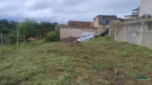 Lote/Terreno à venda, 180m² no Campinho da Serra I, Serra