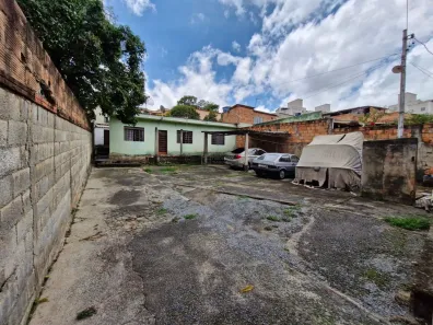 Casa com 3 Quartos à venda, 200m² no Frei Leopoldo, Belo Horizonte