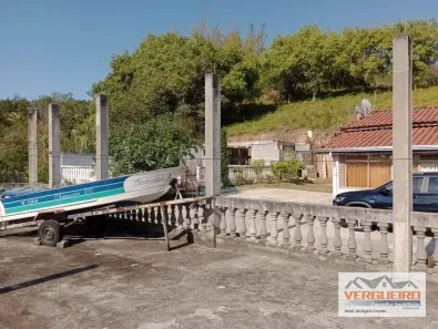 Fazenda/Sítio com 5 Quartos à venda, 300m² no Serrote, Santa Branca