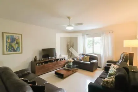 Casa com 3 Quartos à venda, 230m² no Jardim das Vertentes, São Paulo