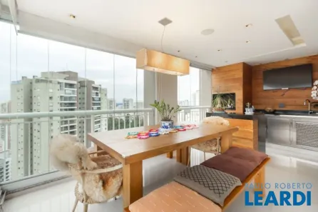 Apartamento com 3 Quartos à venda, 260m² no Vila Andrade, São Paulo