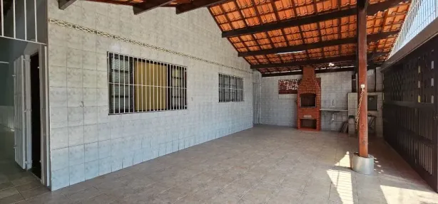 Casa com 2 Quartos à venda, 67m² no Maracanã, Praia Grande