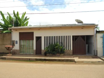 Casa com 4 Quartos à venda, 220m² no Aponiã, Porto Velho