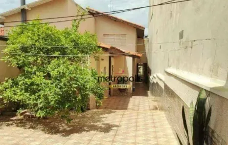 Sobrado com 3 Quartos à venda, 231m² no Campestre, Santo André