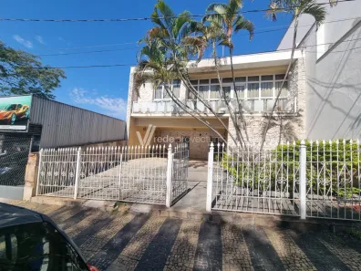 Sobrado com 3 Quartos à venda, 255m² no Vila Embaré, Valinhos