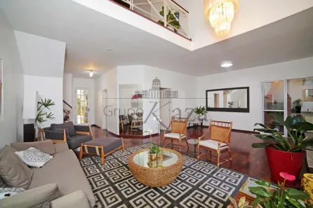 Casa de Condomínio com 5 Quartos para alugar, 350m² no Santo Amaro, São Paulo