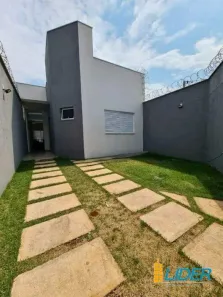 Casa com 3 Quartos à venda, 92m² no Novo Mundo, Uberlândia