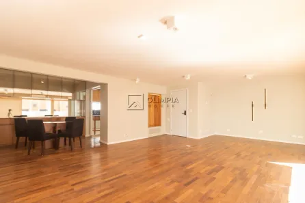 Apartamento com 2 Quartos para alugar, 130m² no Moema, São Paulo