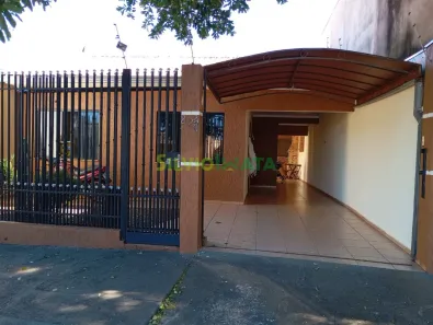 Casa com 2 Quartos à venda, 104m² no Jardim Hanover, Maringá