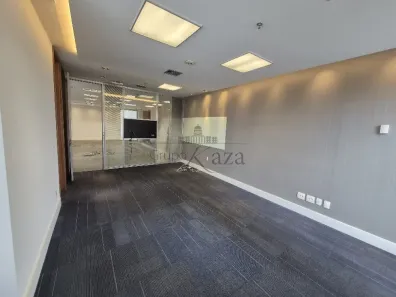 Prédio Comercial para alugar, 254m² no Jardim Paulistano, São Paulo