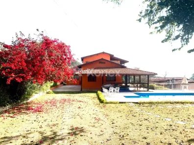 Casa com 4 Quartos à venda, 350m² no Serrinha, Bragança Paulista