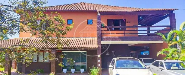 Sobrado com 5 Quartos à venda, 250m² no Centro, Embu-Guaçu