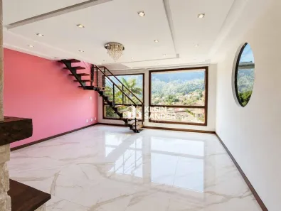 Casa com 3 Quartos à venda, 250m² no Cônego, Nova Friburgo