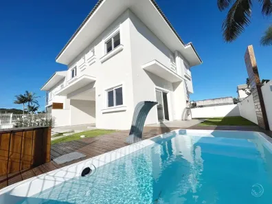 Casa com 3 Quartos à venda, 199m² no Daniela, Florianópolis