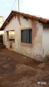 Casa com 2 Quartos à venda, 45m² no Vila Militar, Uberaba