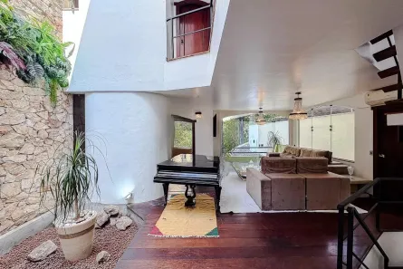 Casa com 3 Quartos à venda, 920m² no Jardim da Glória, São Paulo