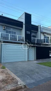Sobrado com 4 Quartos à venda, 121m² no Jardim Leblon, Campo Grande