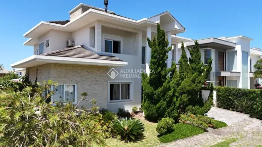Casa de Condomínio com 4 Quartos à venda, 452m² no Rio Tavares, Florianópolis