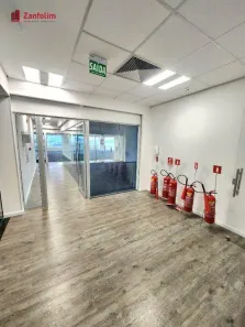 Prédio Comercial para alugar, 1000m² no Alphaville Industrial, Barueri