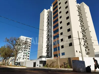 Apartamento com 3 Quartos à venda, 110m² no Santa Mônica, Uberlândia