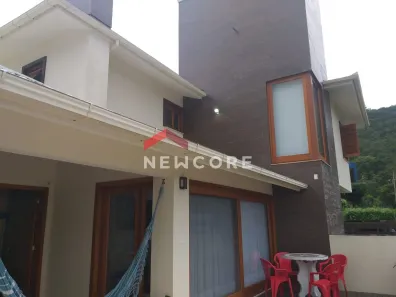 Casa com 4 Quartos à venda, 405m² no Panorâmico, Garopaba