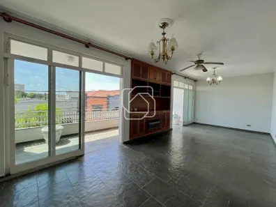Casa com 3 Quartos para alugar, 339m² no Centro, Salto