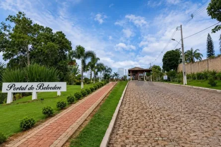 Lote/Terreno à venda, 1000m² no Belmiro Braga, Belmiro Braga
