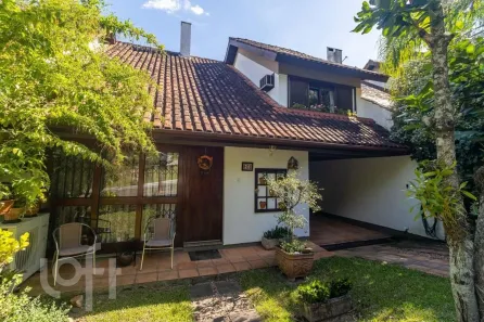 Casa com 3 Quartos à venda, 221m² no Ipanema, Porto Alegre