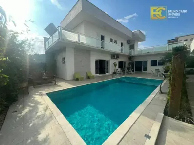 Sobrado com 6 Quartos à venda, 450m² no Balneário Três Marias, Peruíbe
